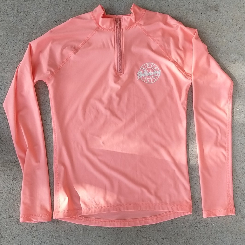 NWOT Billabong rash guard